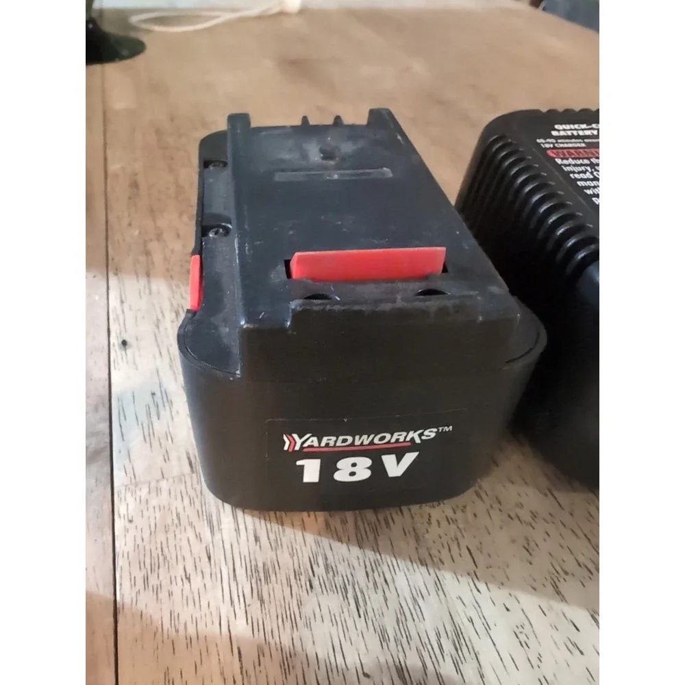 Yardworks‎ 18v Battery And Charger
